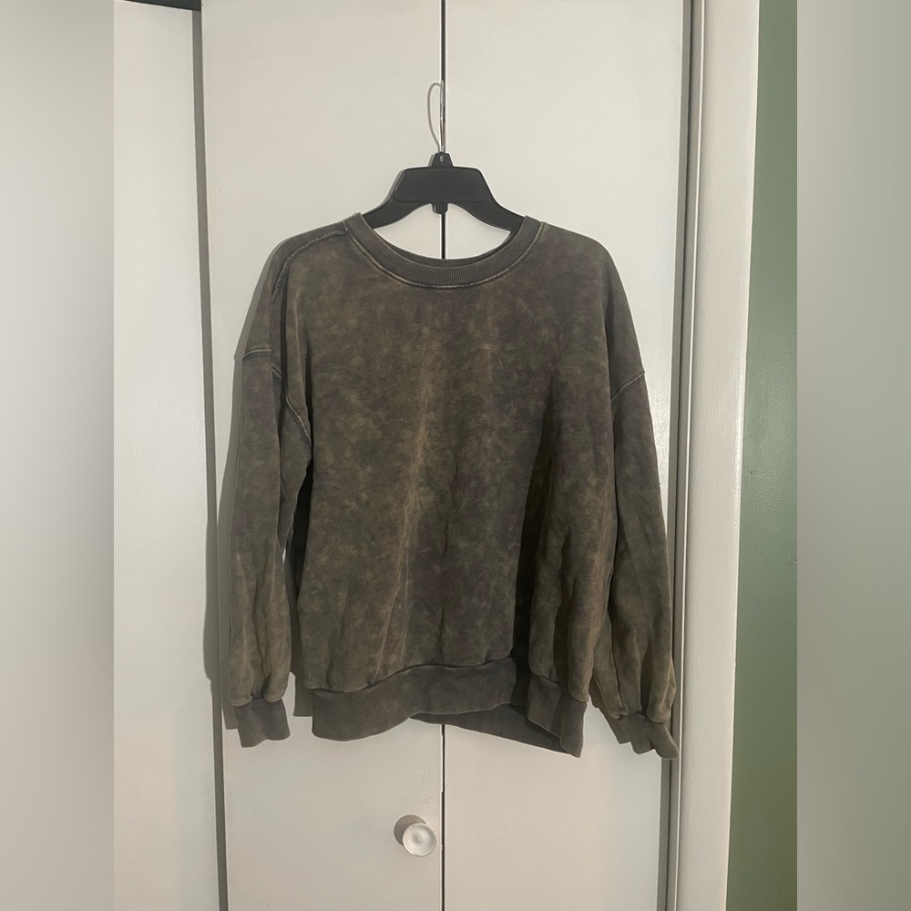 Forever 21 grey sweatshirt